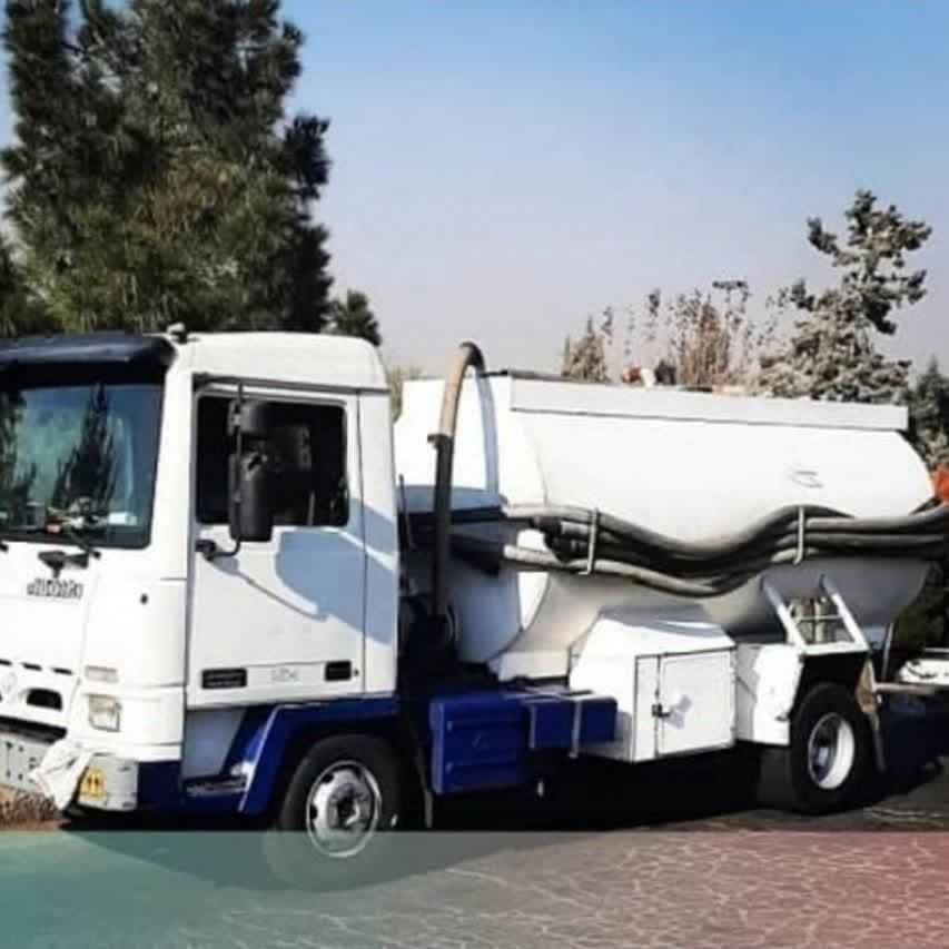 تخلیه چاه با مکنده