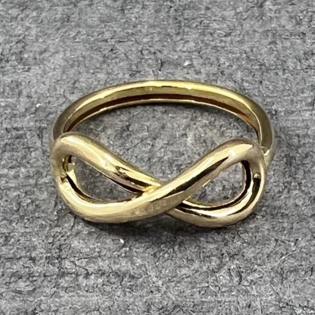 خارج کردن اشیاء قیمتی افتاده درون لوله