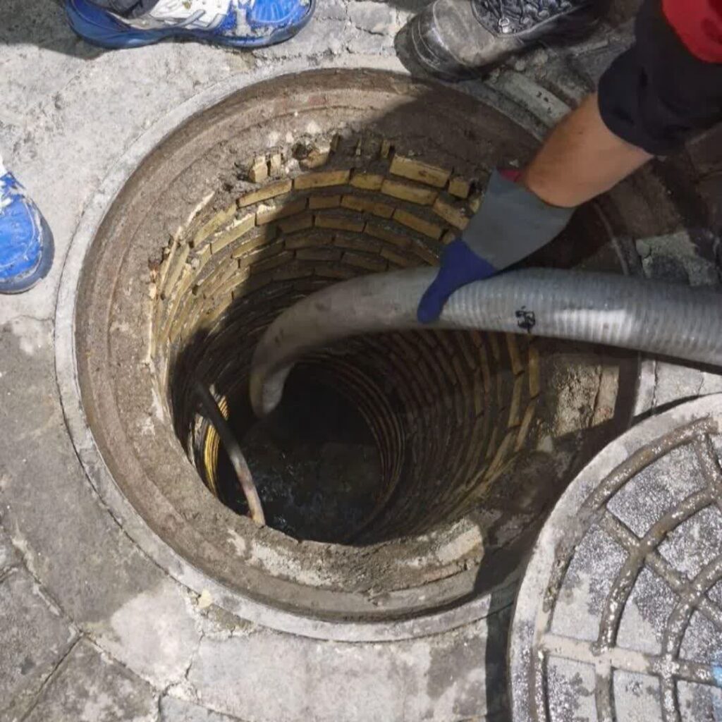 تخلیه چاه بنی هاشم