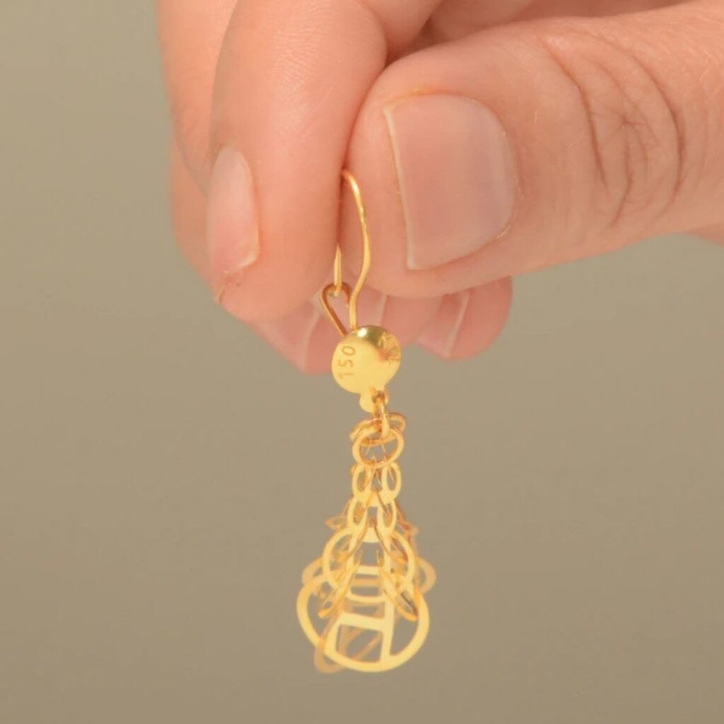 خارج کردن اشیاء قیمتی از درون لوله